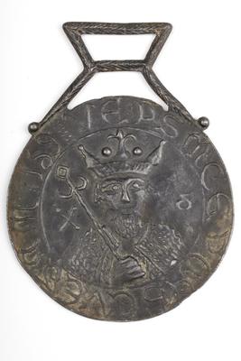 Pilgrim Badge with Image of a Crowned Saint