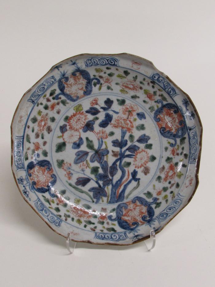 Scalloped Dish with Floral Motifs