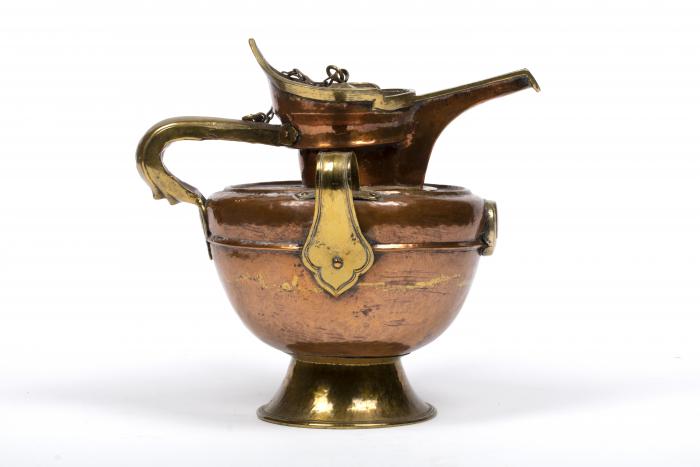 Monk's Cap Teapot with Brass Trim