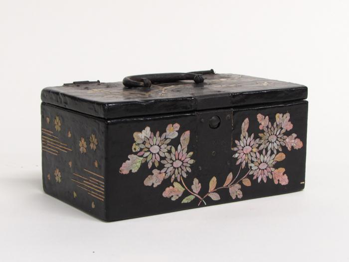 Box with Floral Motif