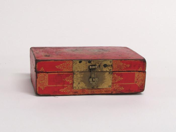 Red Box with Phoenix and Flower Design