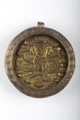 Circular Gau with Dragon Plaque