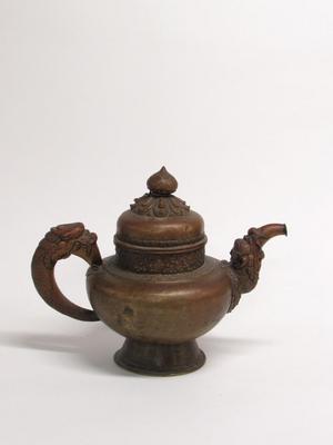 Teapot with Makara Spout and Dragon Handle